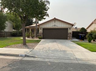 1383 N Michael St, Porterville, CA 93257
