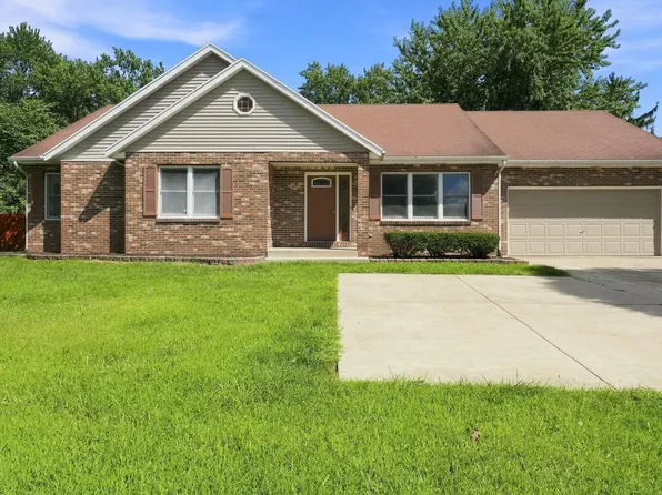 402 Constitution Ave, Goshen, IN 46526