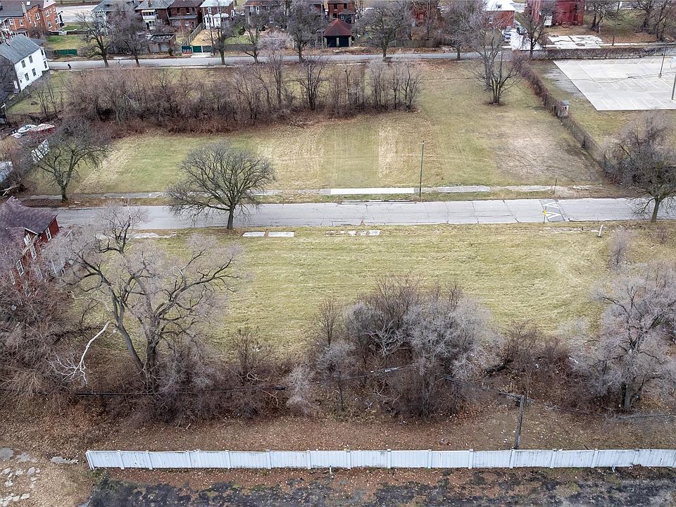 1st image of 2808 25th St