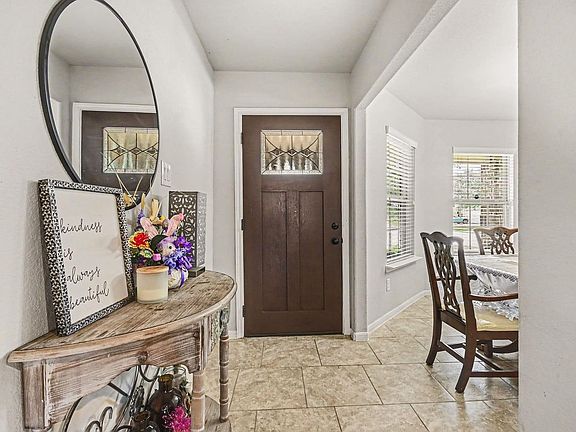 5th image of 8126 Carillon Way