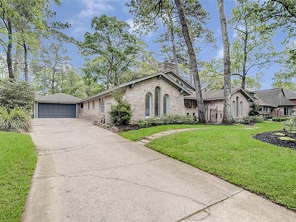 2nd image of 2311 Riverlawn Dr