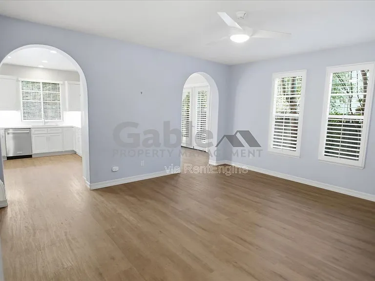 26925 Carmelita Dr — Photo 5
