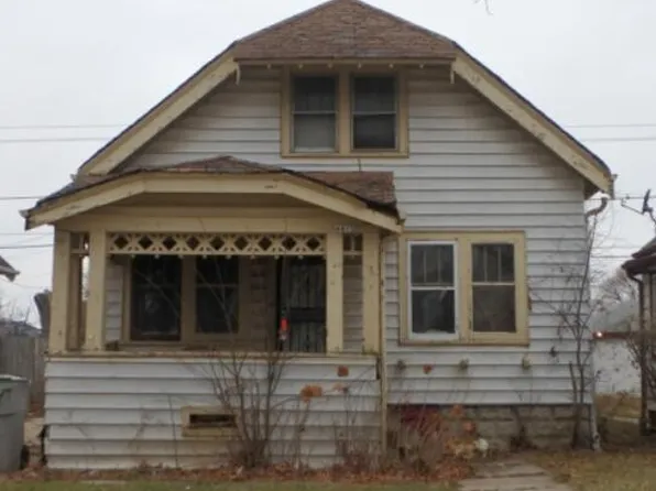 4475 North 22nd STREET, Milwaukee, WI 53209