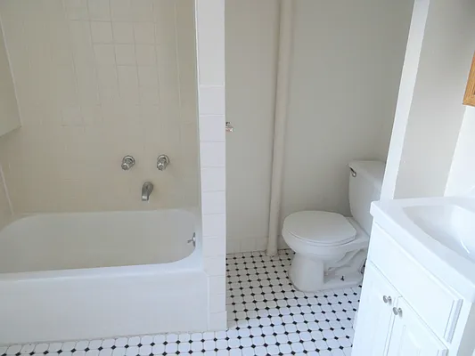 Rented by Keller Williams NYC | media 11