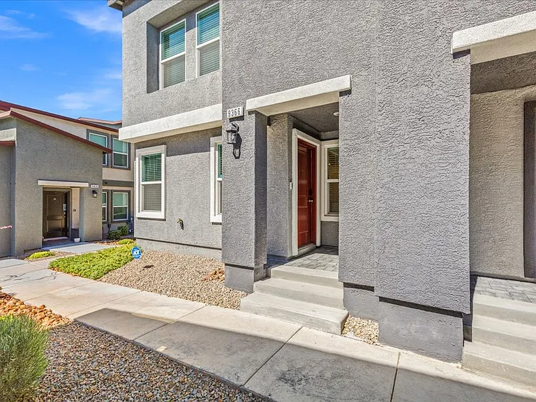 9366 Soothing Sea St — Photo 2