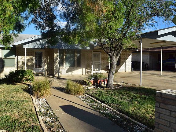 3rd image of 4819 Patio Ln