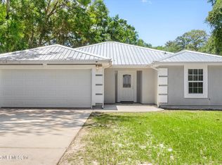 111 Oakwood Rd, Satsuma, FL 32189