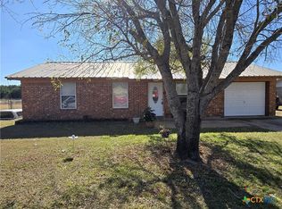 3416 Crown Dr, Gatesville, TX 76528