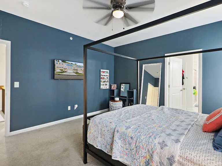 414 Walnut Ct — Photo 10