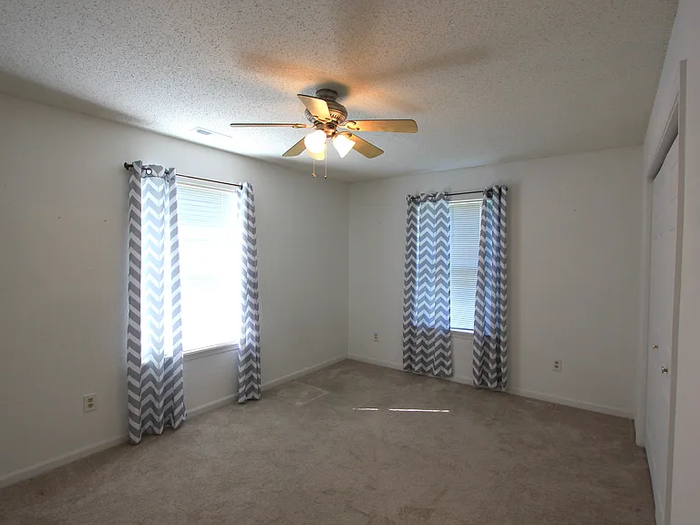 33 Morse Cir — Photo 21