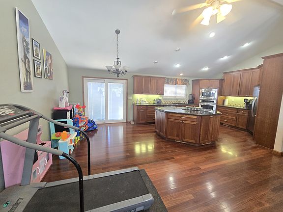 4th image of 5620 Del Paz Dr