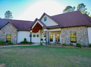 904 W Grossman Dr, Vidalia, GA 30474