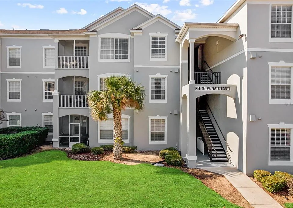 2310 Silver Palm Dr #201