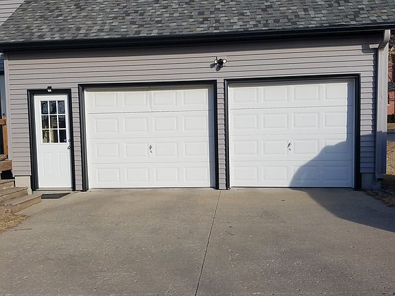 3rd image of 610 N 5th St