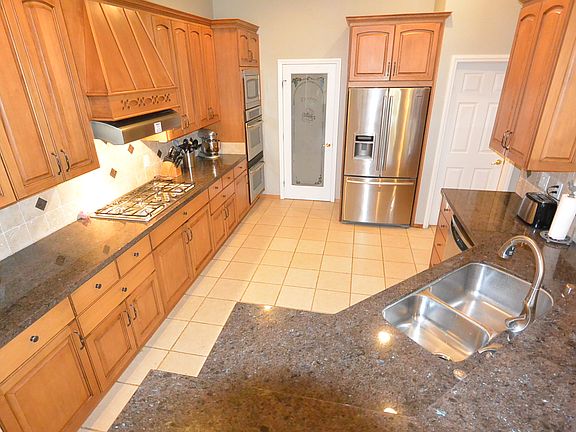4th image of 5901 Spinnaker Reach Ave
