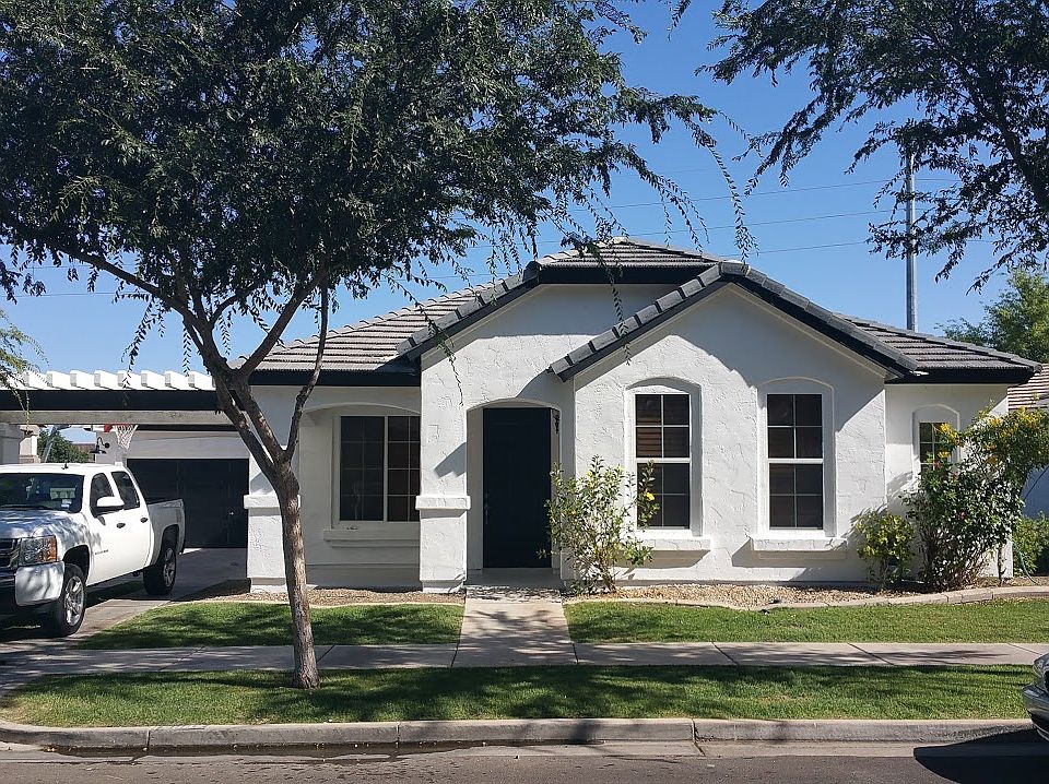 1st image of 2822 E Camellia Dr