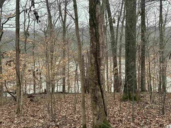 25 E Beechwood Rd #25E, Eddyville, KY 42038