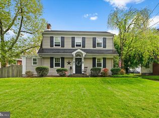15 Carlton Ave, Ewing, NJ 08618