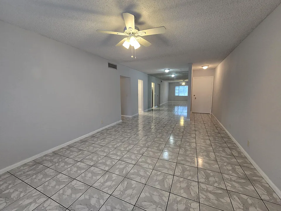 5840 NE 22nd Way #707