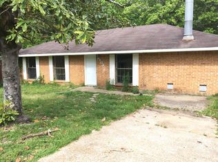 103 Herring St, Leesville, LA 71446