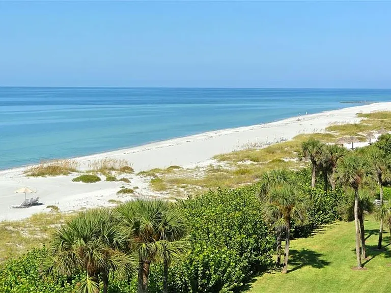 1125 Gulf Of Mexico Dr #403 — Photo 35
