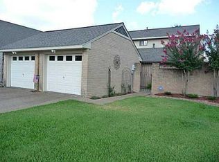 2808 Broadmoor Dr, Bryan, TX 77802