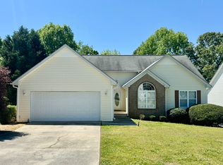 929 Kendall Park Dr, Winder, GA 30680