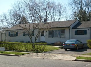 117 Burlington Ave, Spotswood, NJ 08884