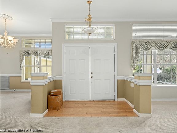 3rd image of 5092 Strafford Oaks Dr