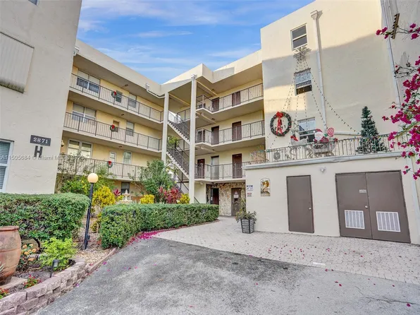 2871 Somerset Dr APT 216, Lauderdale Lakes, FL 33311