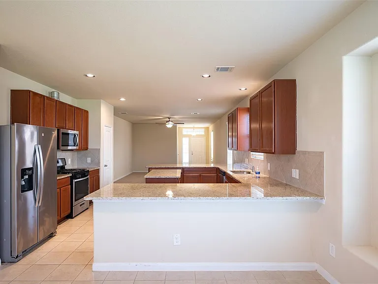 24926 Puccini Pl — Photo 6