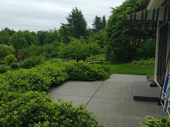 4th image of 5254 NE Eagle Harbor Dr
