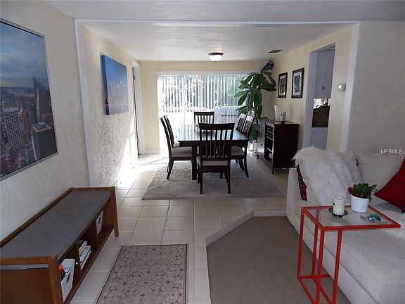 5th image of 12410 Cobble Stone Dr