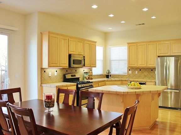 2nd image of 1204 Bluegrass Ct