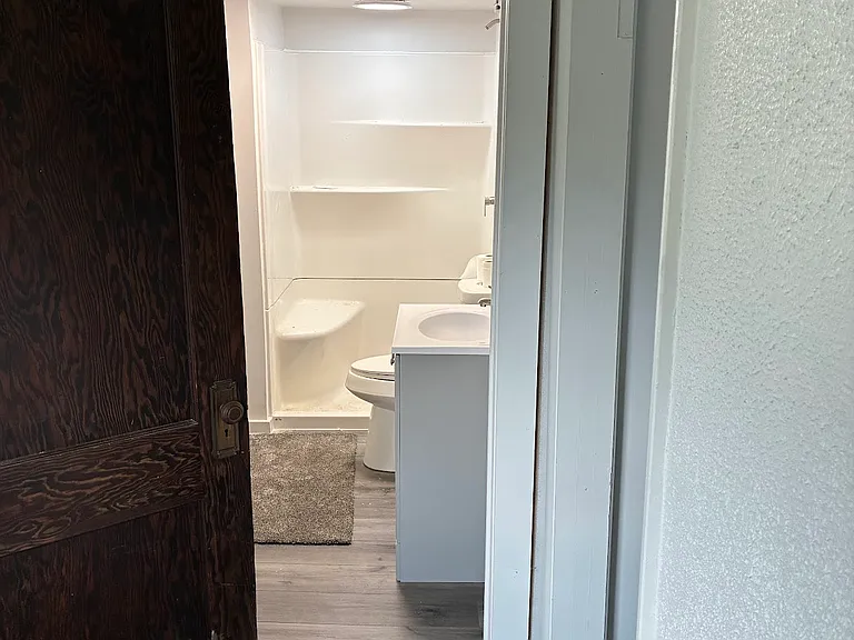 3954 S Everett Ave — Photo 7