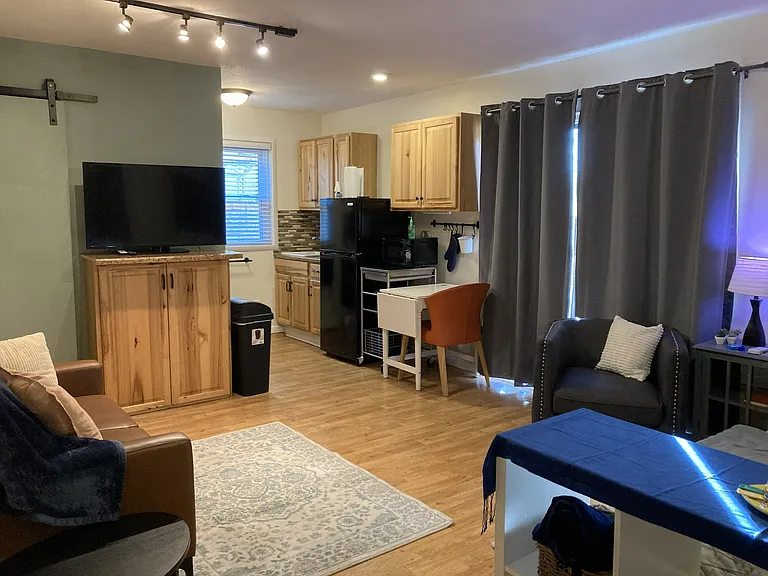 4400 Genessee St #1W — Photo 6