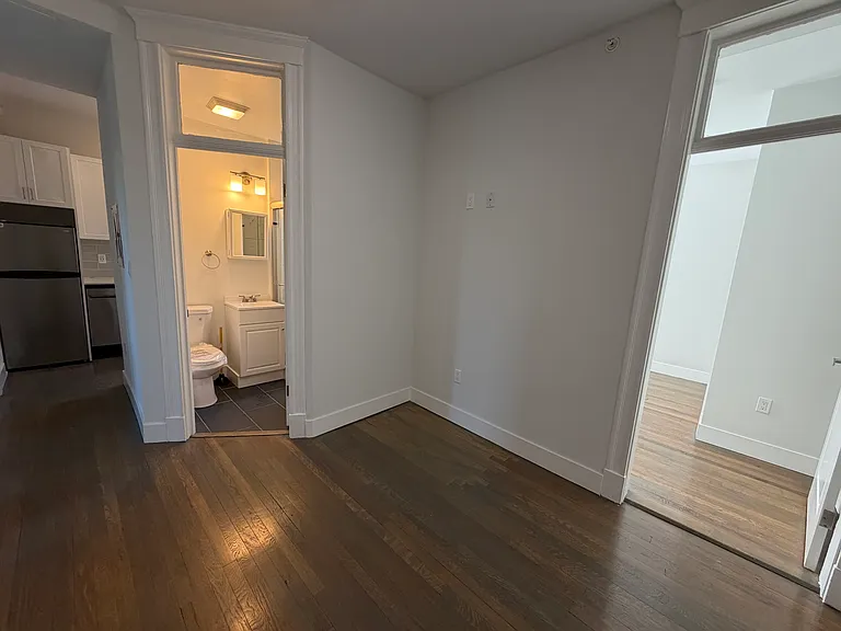 81 Park Dr #1 — Photo 7