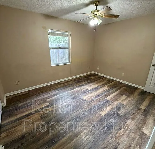 2366 Lake Dr NW — Photo 10
