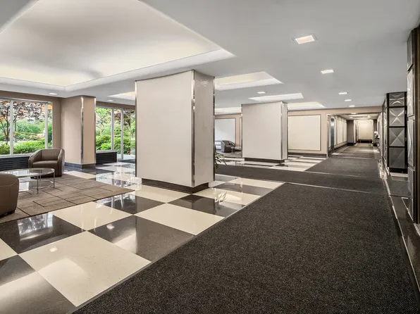 345 West 58th Street image 13 of 18