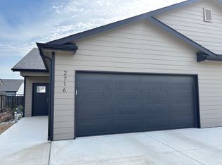 2716 S Greenleaf St, Wichita, KS 67210