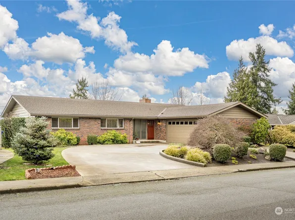 1637 121st Avenue SE, Bellevue, WA 98005
