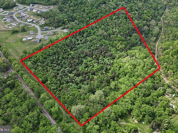 3rd image of Shale Pit Dr