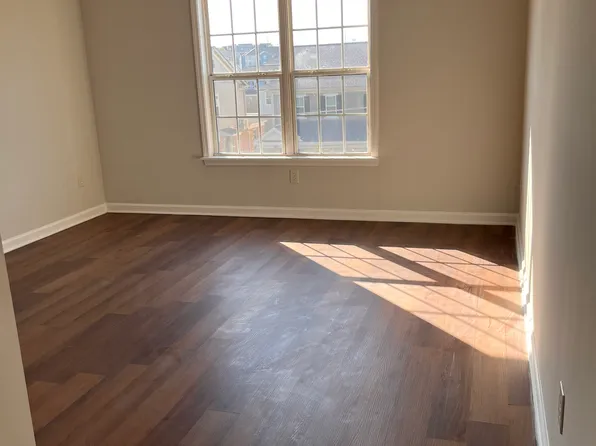 894 Henrietta St, Macon, GA 31201