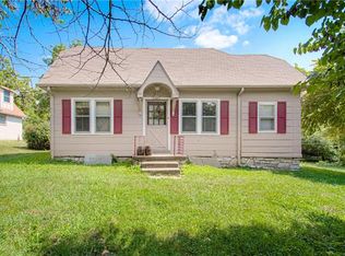 3705 N Indiana Ave, Kansas City, MO 64117