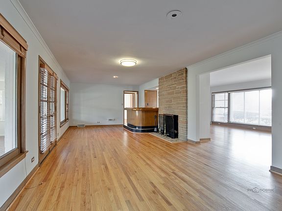 4th image of 6407 N Navajo Ave