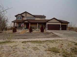 49480 Antelope Dr W, Bennett, CO 80102
