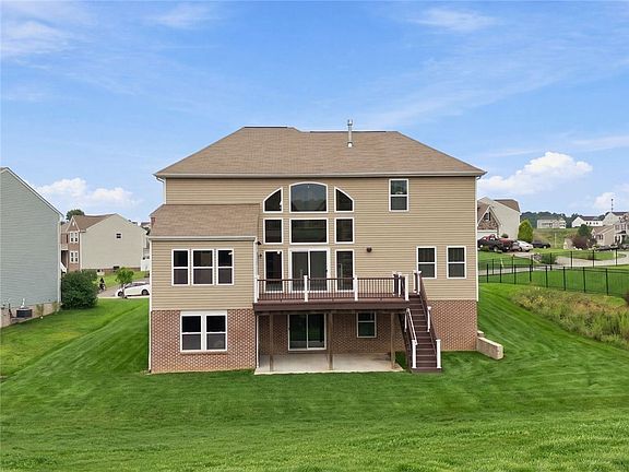2nd image of 321 Hunters Field Cir