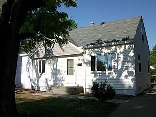 1st image of 4221 Ashgrove Dr