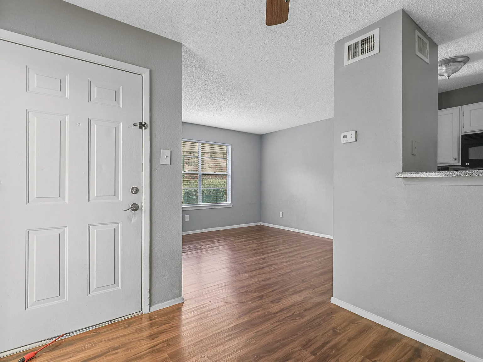 Cedar Point Apartments — Photo 2