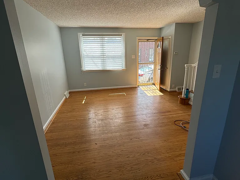 3054 Miller St — Photo 7